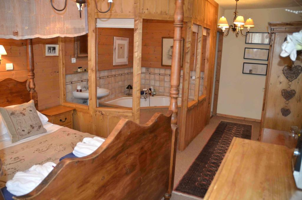 Hotel Et Chalet Au Coin Du Feu Chilly Powder Morzine Esterno foto